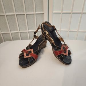 Spring Step sandal